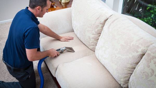 Limpeza e higienização de estofados